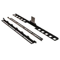 Esta es la imagen de kit de montaje vesa hp poly 875r9aa / para polystudio usb se monta encima o debajo de un monitor o pantalla .se adapta a patrones de montaje vesa de 100 mm x 100 mm a 600 mm x 600 mm