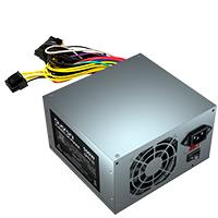 Esta es la imagen de fuente de poder quaroni de 500w/ 24 pines/ 2sata/ color metalico